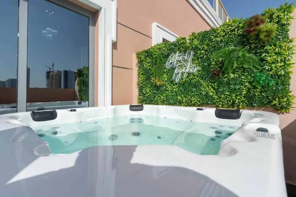 Private Jacuzzi - 1 Bedroom - Jvc Dubai Daire